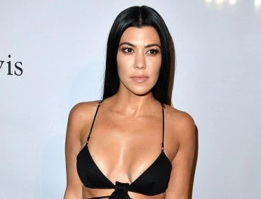 Την Kόρτνεϊ Καρντάσιαν αποδοκίμασε ο σύντροφος της στο Instagram για μία τολμηρή φωτογραφία της (Φωτο)